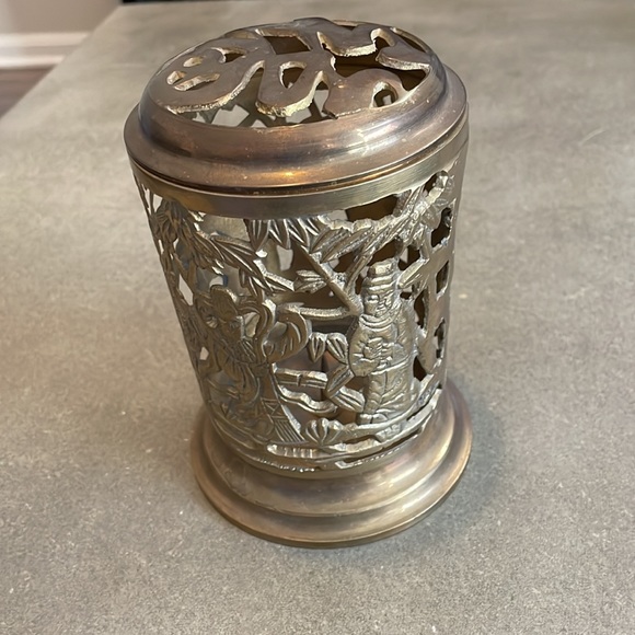 Vintage Ornate Openwork Filigree Scenic Brass Large Incense Burner - Picture 3 of 3